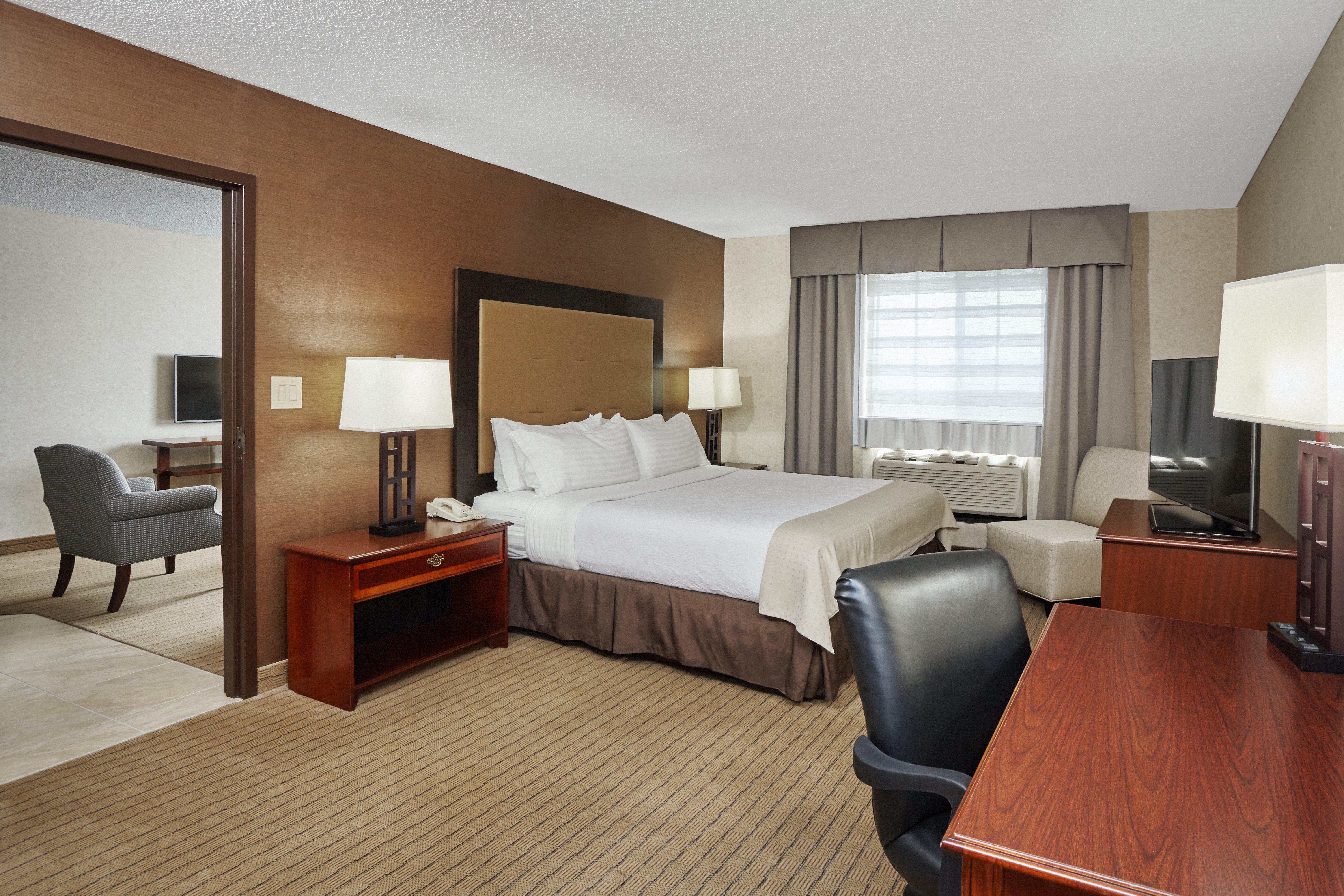 Holiday Inn & Suites Chicago-Carol Stream Wheaton By Ihg Екстер'єр фото