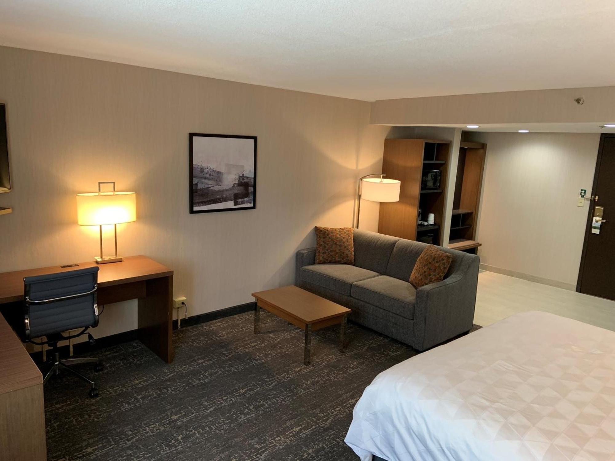 Holiday Inn & Suites Chicago-Carol Stream Wheaton By Ihg Екстер'єр фото