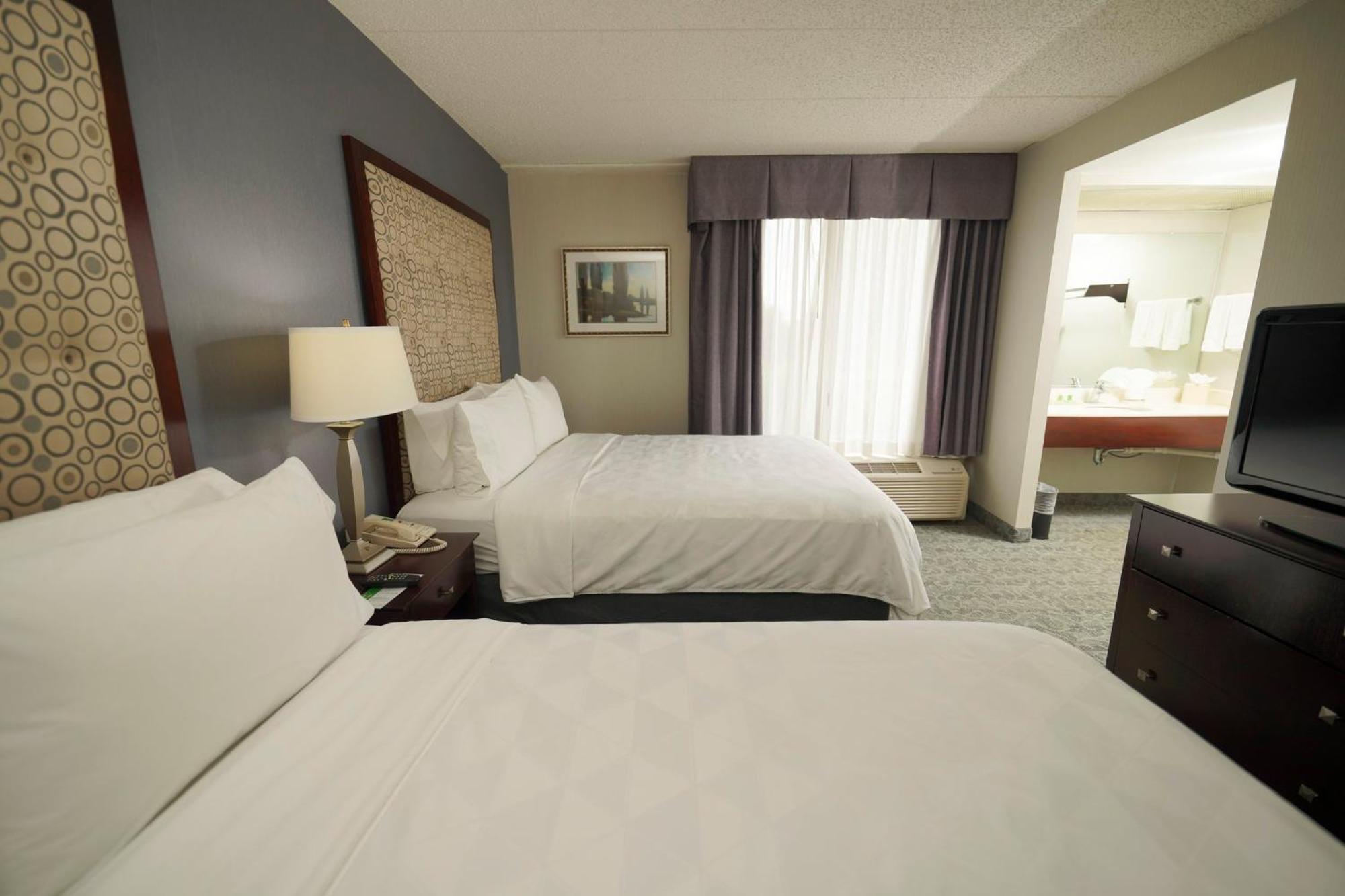 Holiday Inn & Suites Chicago-Carol Stream Wheaton By Ihg Екстер'єр фото